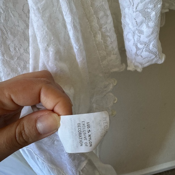 Cinema Etoile White Lace Nightie & Robe Set - Picture 11 of 11